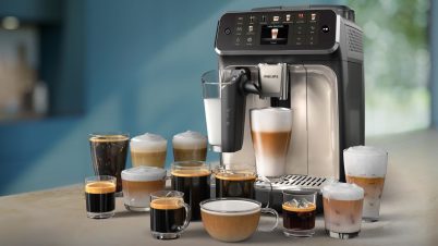 Philips Série 5400 : la machine expresso haut de gamme en promotion sur Amazon machine a café sur plan de travail