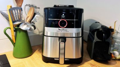 Air Fryer : la success story qui fait chauffer les chiffres air fryer sur un plan de travail