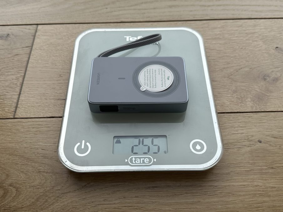 poids ugreen magflow qi2 batterie