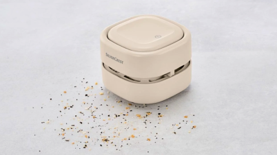 Le meilleur cadeau à 6 € à offrir à vos amis maniaques ! Une mini aspirateur de table Silvercrest