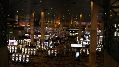Tout savoir sur les meilleurs jeux de casino en VR de 2025 game-casino-227586_1280