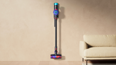 Avec le V10 Konical, Dyson passe à l’aspirateur sans fil à vidage autonome Dyson V10 Konical
