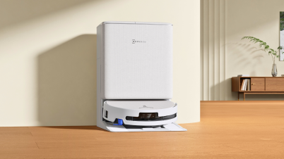 DEEBOT T90 Pro Omni : le nouveau robot premium d’ECOVACS mise sur le silence, le style et la puissance Ecovacs Deebot T90 PRO OMNI dans sa station