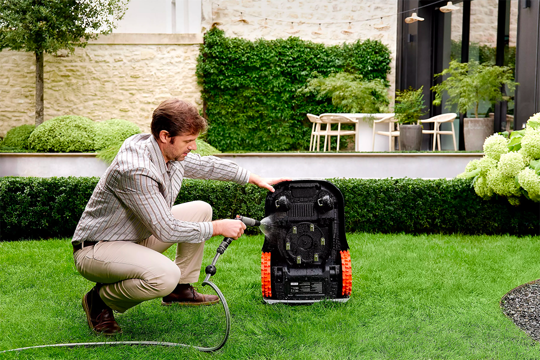Lavage au jet d'eau du robot