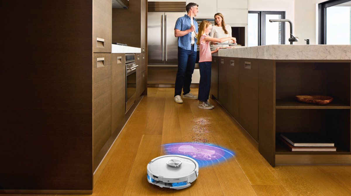 Shark PowerDetect UV Reveal qui va attraper les taches tout seul