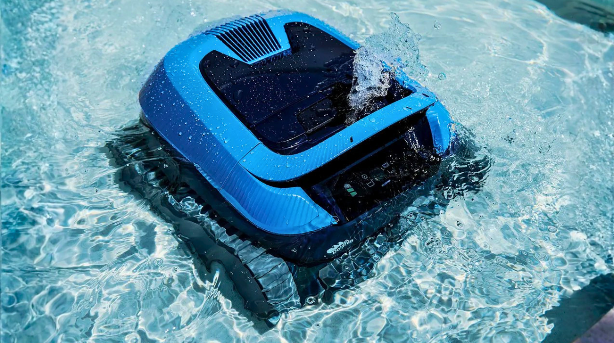 Dolphin Nautilus EON 100 dans l'eau