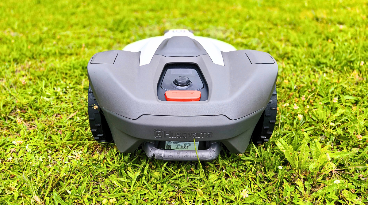 Husqvarna Automower 430V vu de derrière