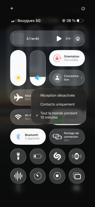 Paramètres AirDrop sur iPhone (2)