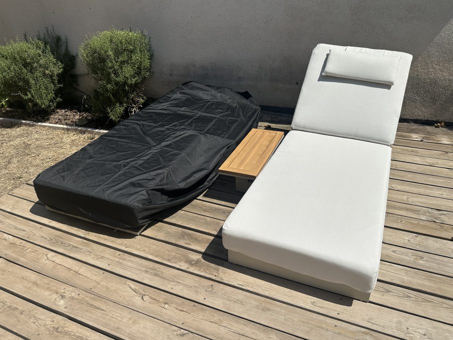 housse protection chaise longue en aluminium exterieur Homary