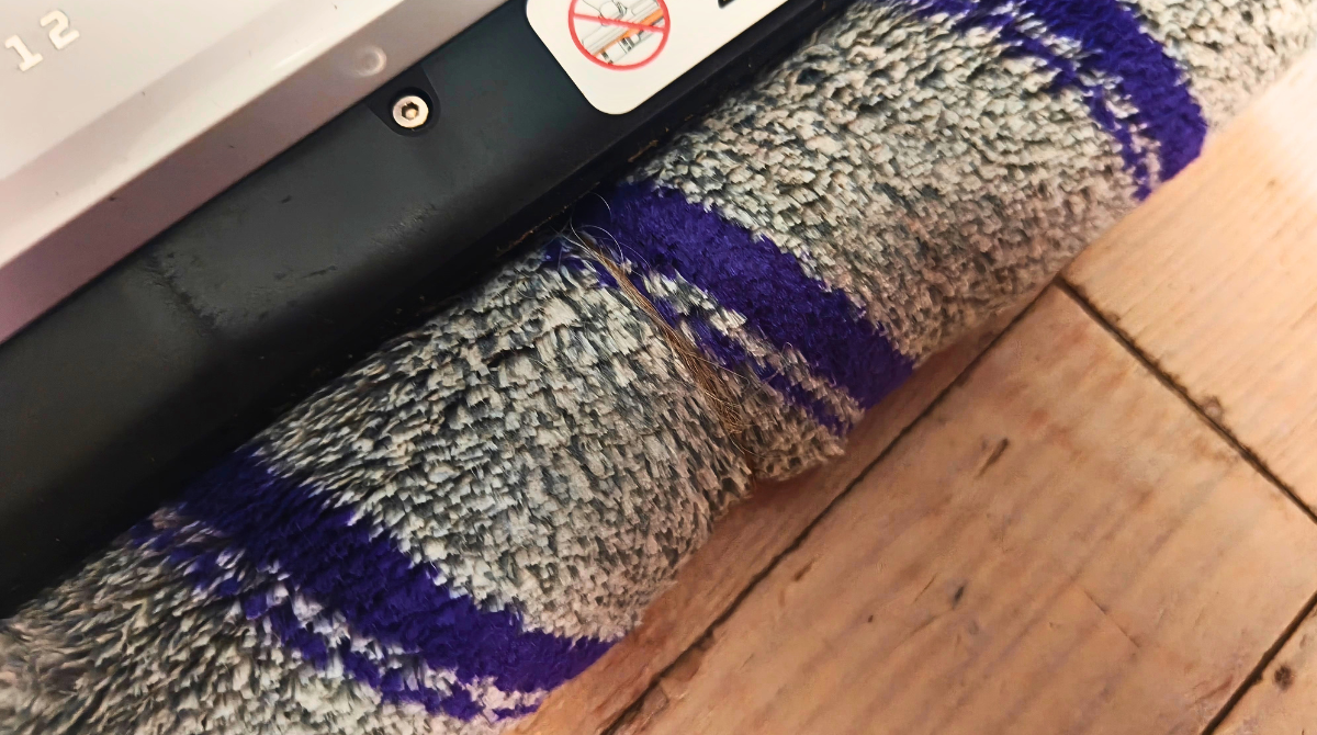 Rowenta X-Clean 12 brosse avec cheveux enroulés