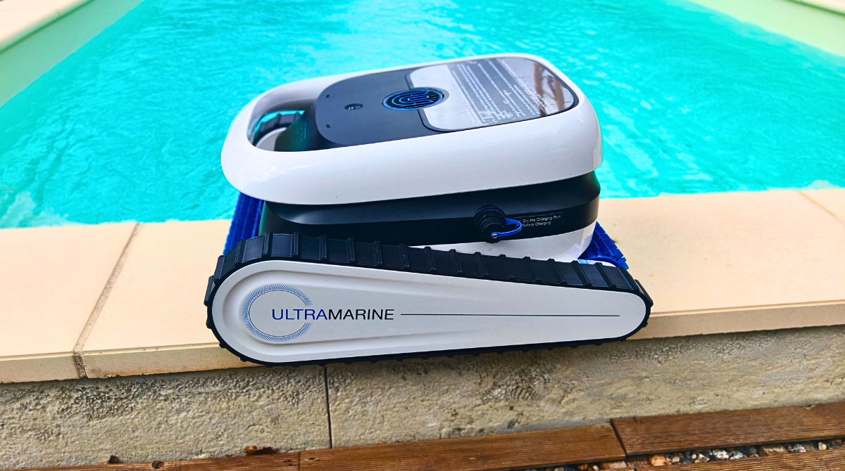 Ultramarine P1 vu de côté