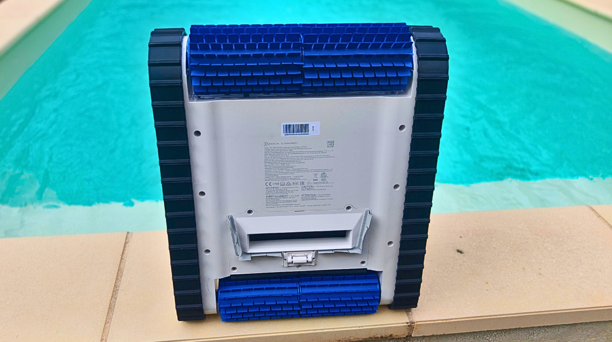 Ultramarine P1 vu de dessous