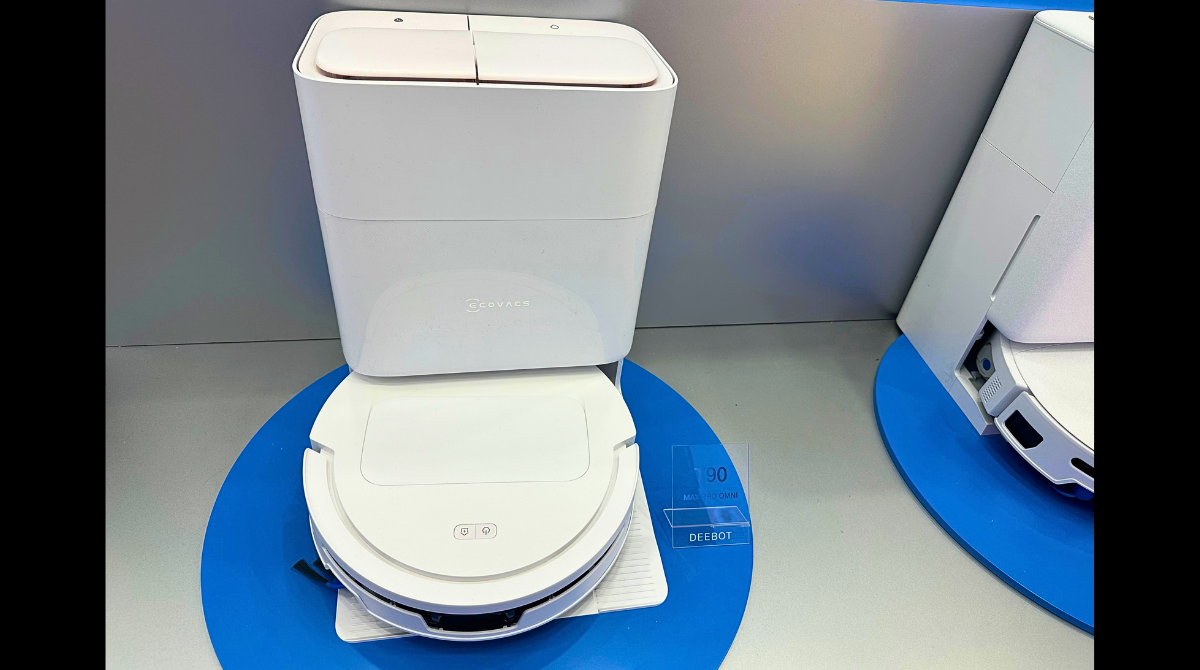 Ecovacs DEEBOT T90 vu de face