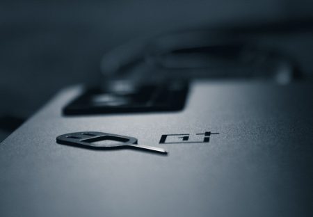 eSIM ou carte SIM physique : quelles différences, et laquelle choisir en 2026 ? Carte SIM ou eSIM