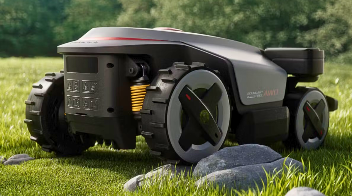 Roborock RockMow Z1 Z115 qui passe sur terrain accidenté